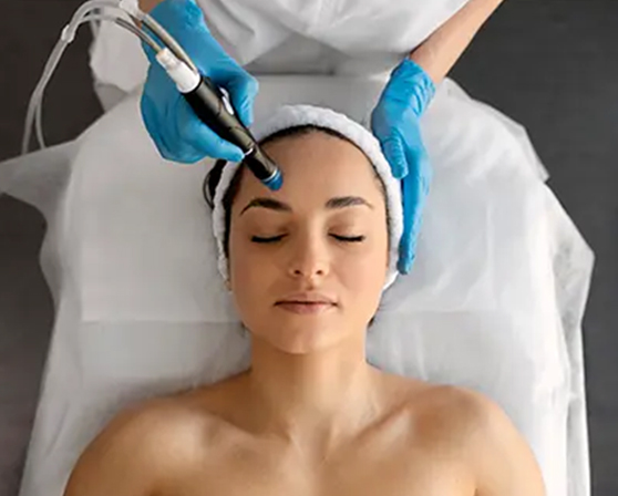 Hydra Facial